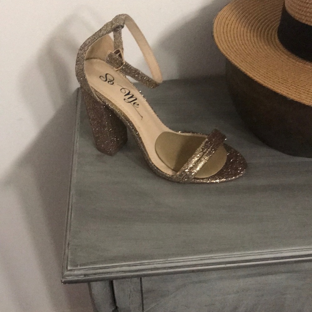 Gold glittery heels